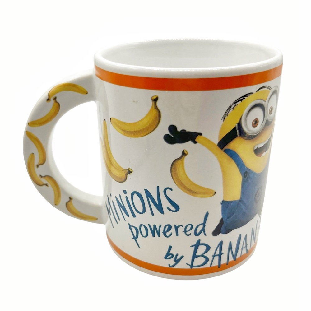 Galerie Minions Mug with Banana Pattern Handle
